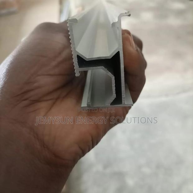 4.8m Solar Aluminium Rails - thumbnail 3