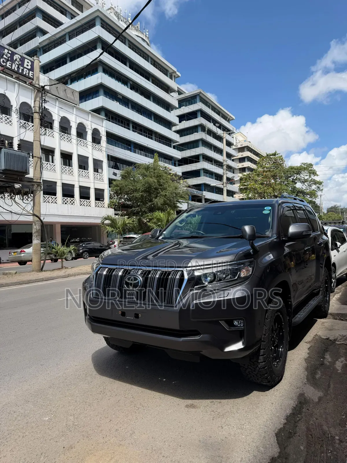 Toyota Land Cruiser Prado 2021 Gray