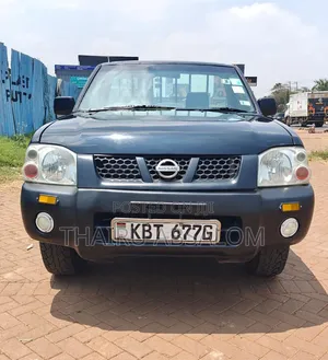 Nissan Hardbody 2012 Black