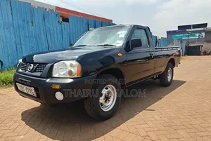 Nissan Hardbody 2012 Black
