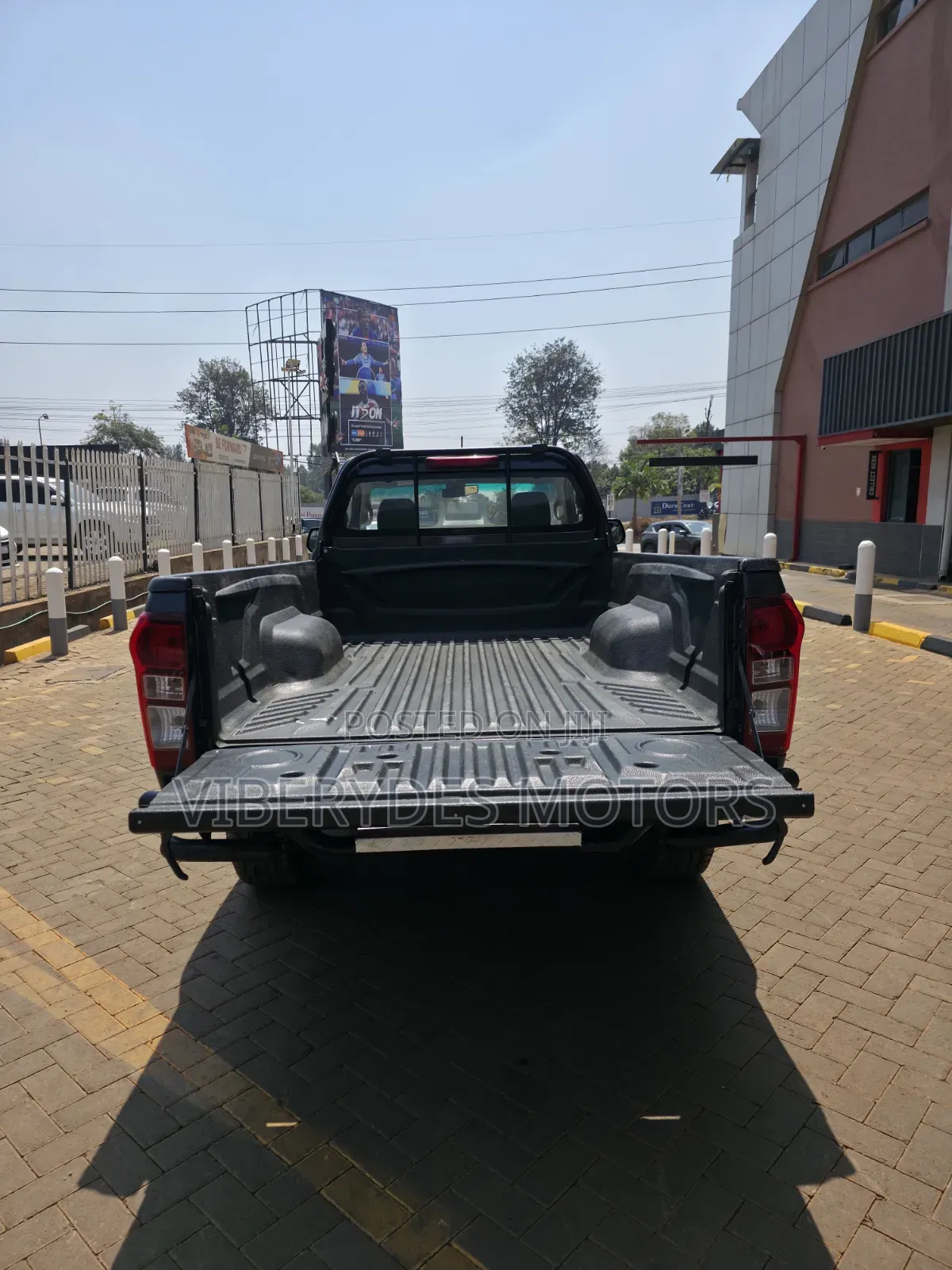 Isuzu D-MAX 2021 Gray
