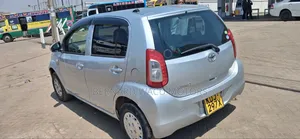 Toyota Passo 2015 Silver