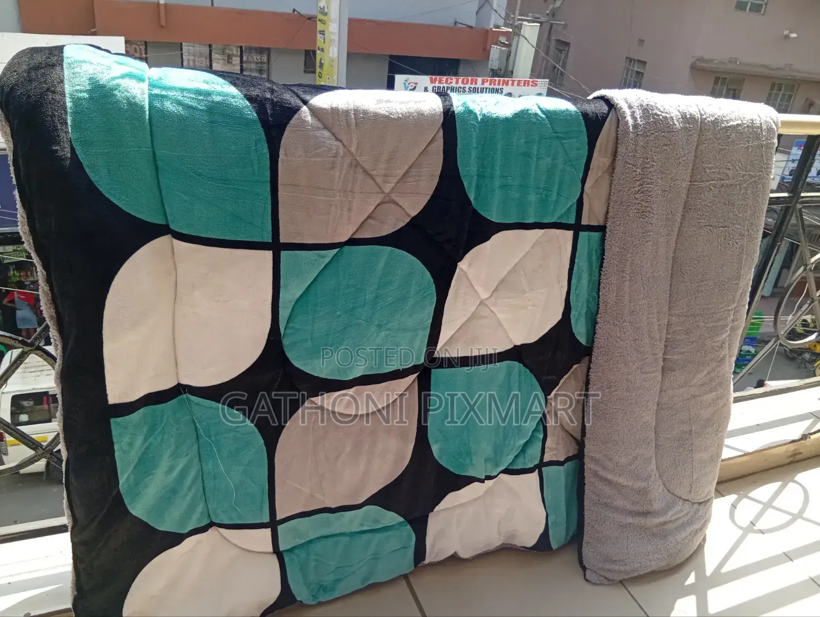 Premium Woollen Duvet – Cozy, Warm Comfortable Bed Cover