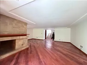 5bdrm Villa in Lavington, Maziwa for sale