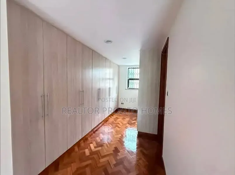 5bdrm Villa in Lavington, Maziwa for sale