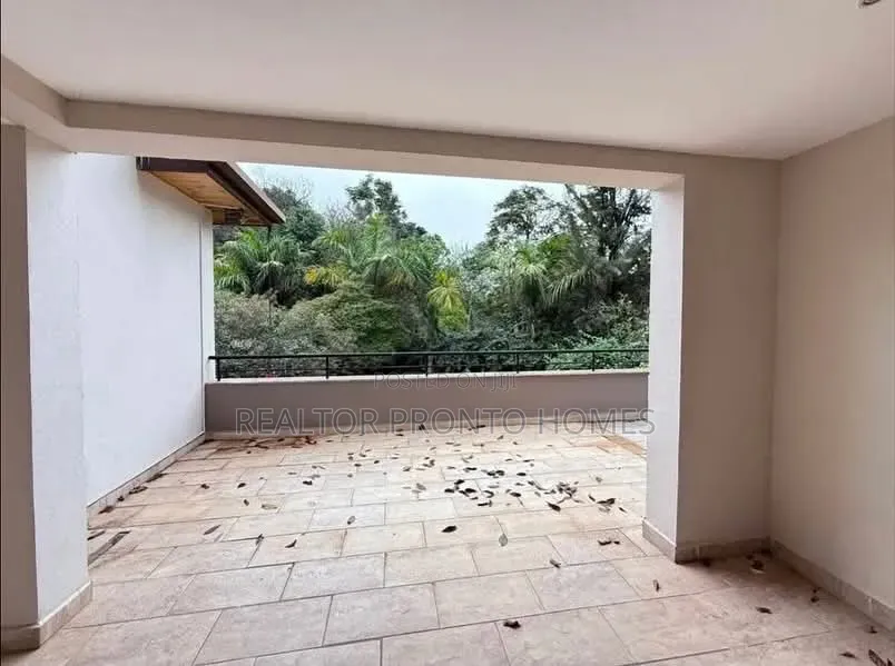 5bdrm Villa in Lavington, Maziwa for sale
