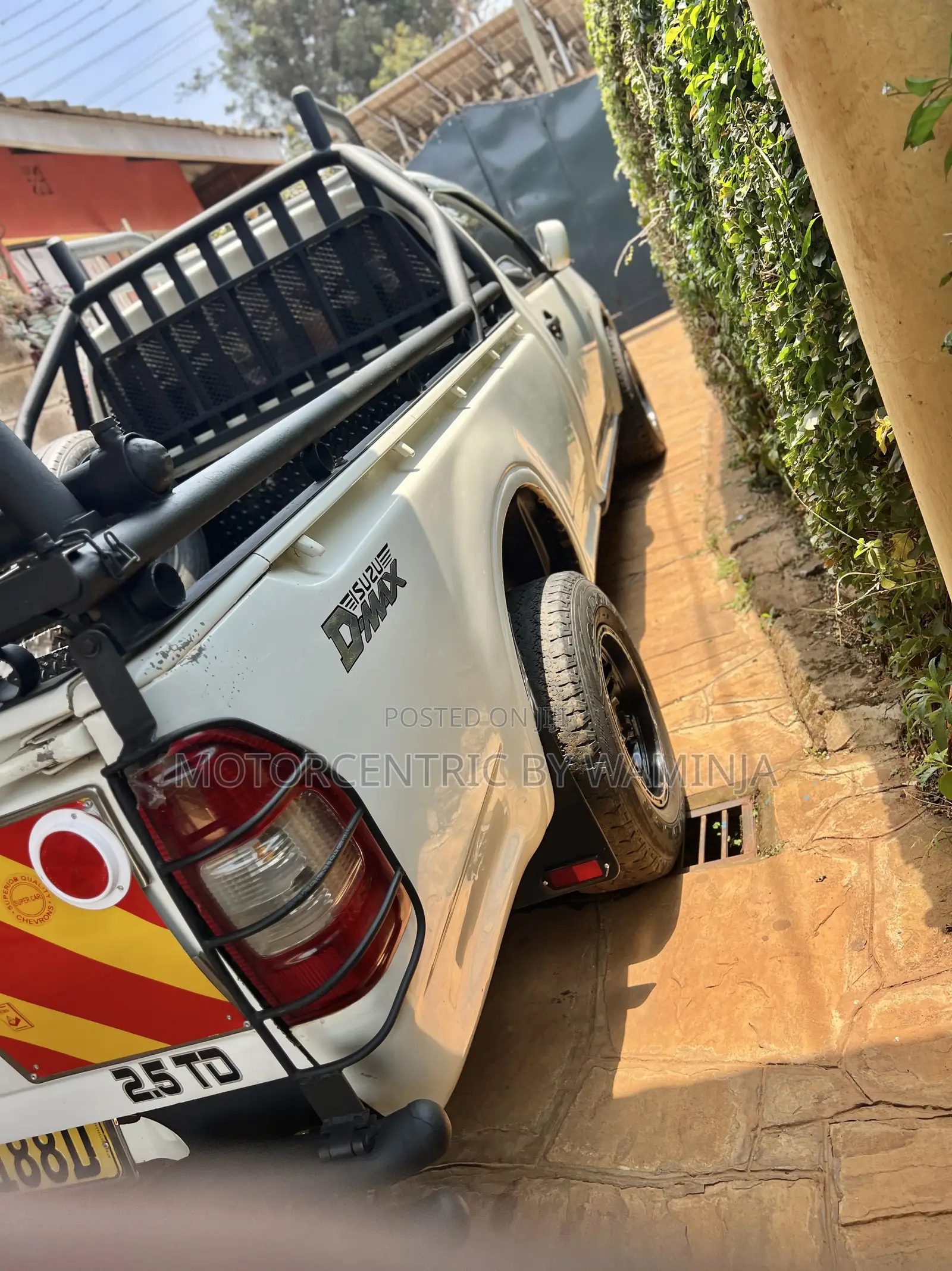 Isuzu D-MAX 2009 White