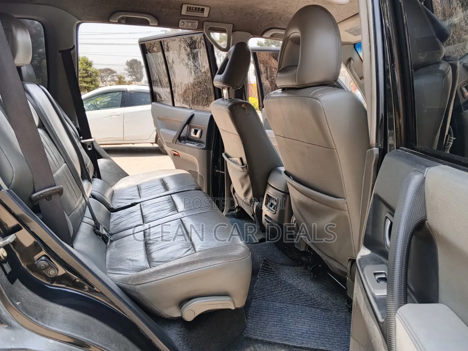Mitsubishi Pajero 2002 Black