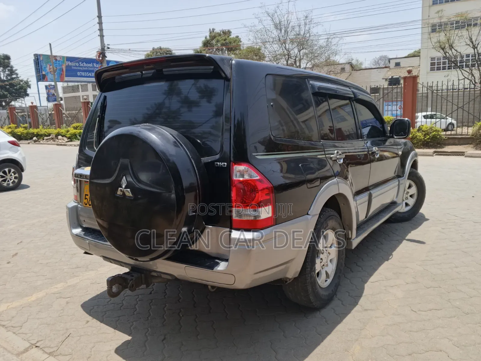 Mitsubishi Pajero 2002 Black