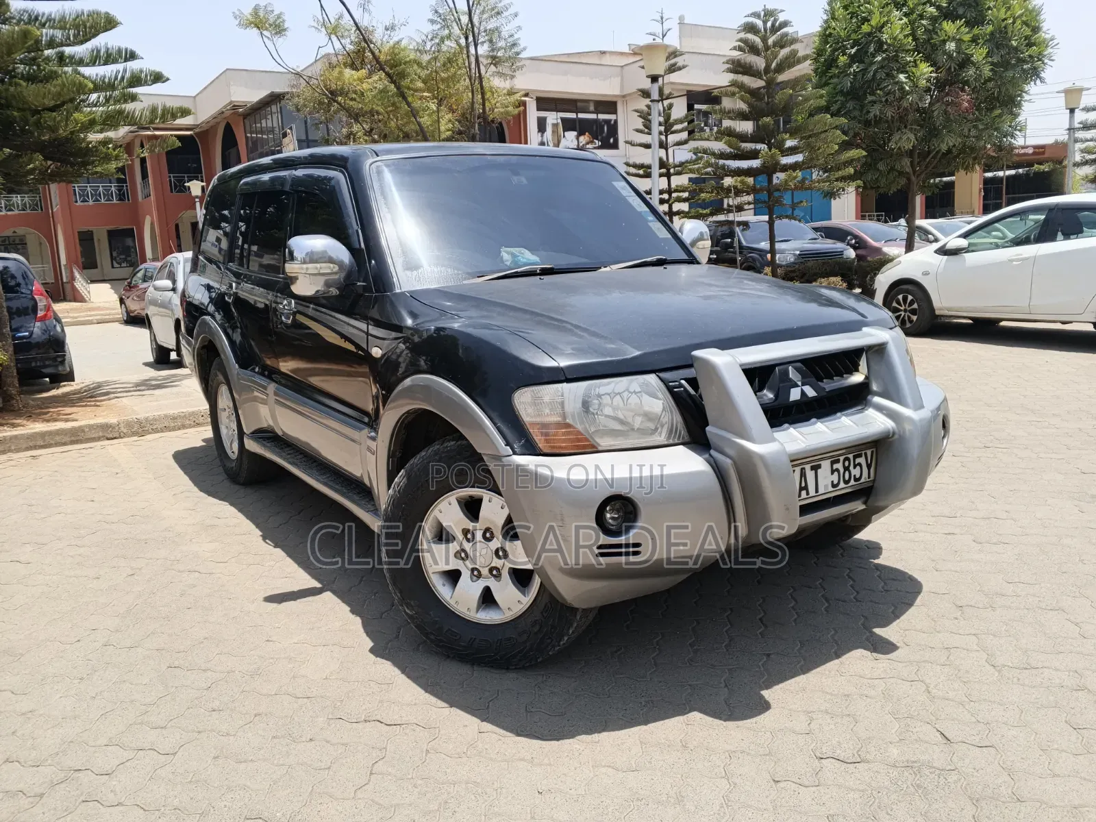 Mitsubishi Pajero 2002 Black
