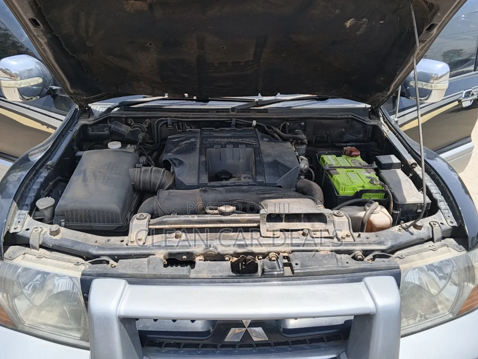 Mitsubishi Pajero 2002 Black