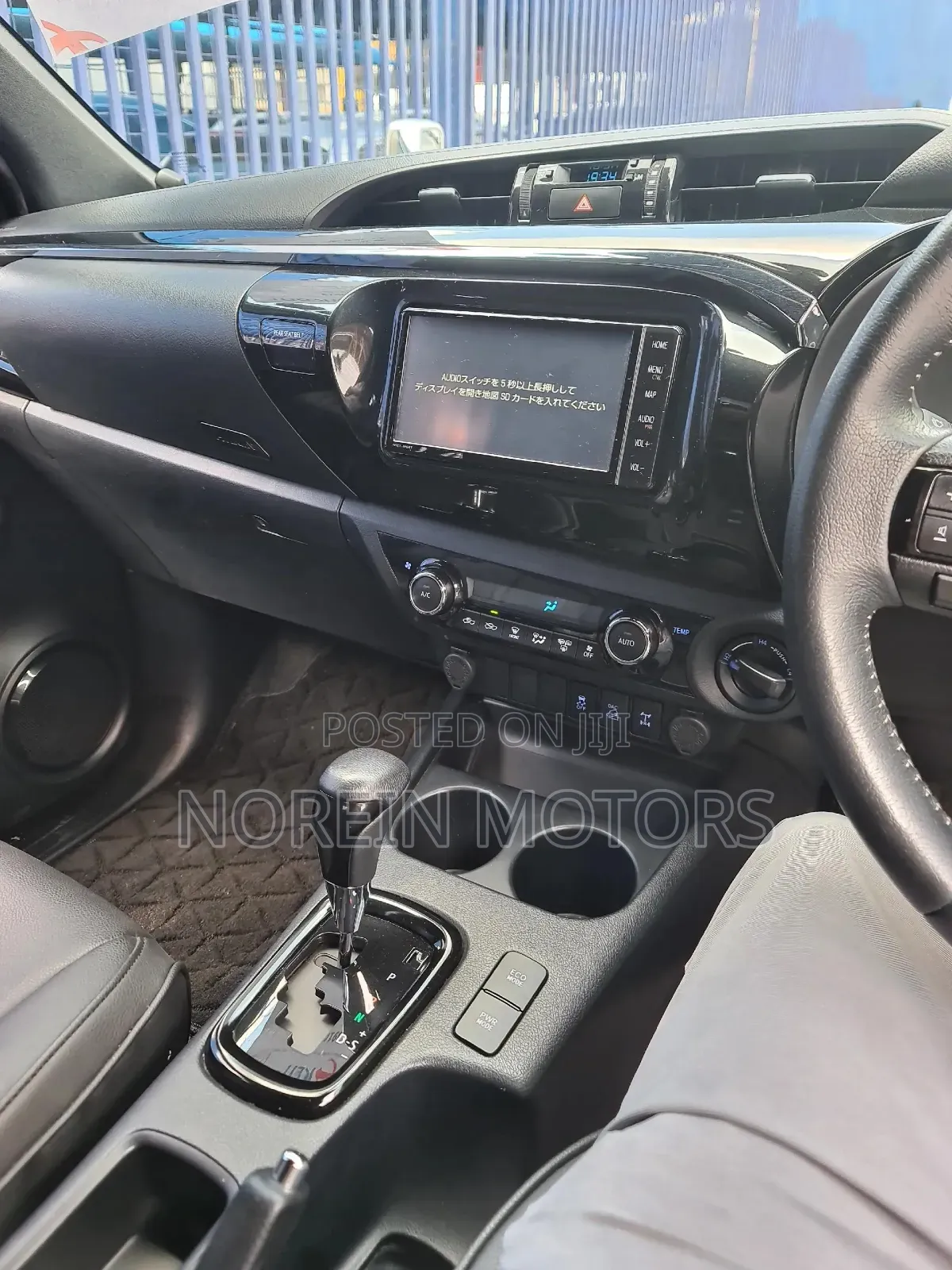 Toyota Hilux 2019 Gray