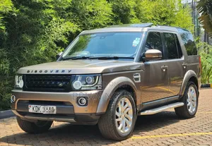 Land Rover Discovery 2015 Brown