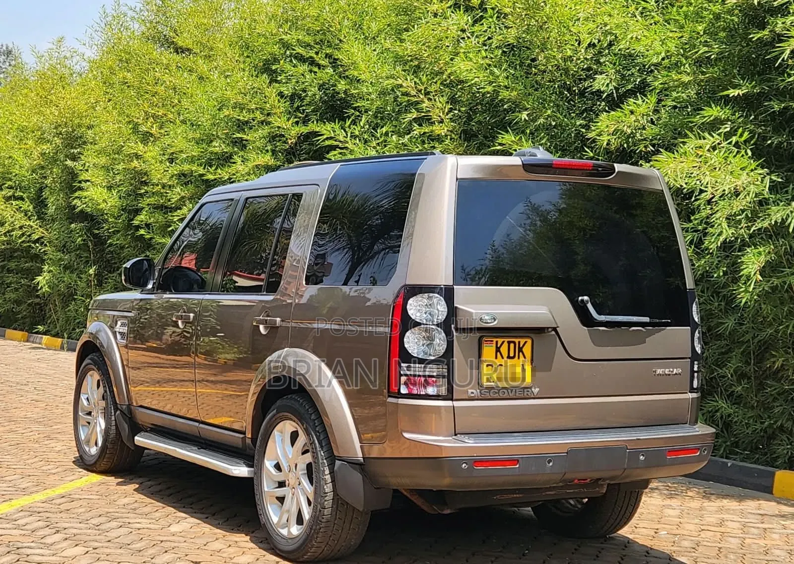 Land Rover Discovery 2015 Brown