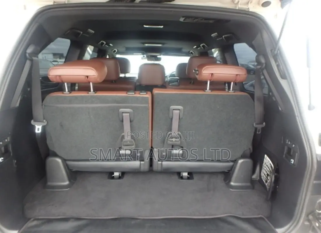 Toyota Land Cruiser 4.6 V8 ZX 2018 Pearl