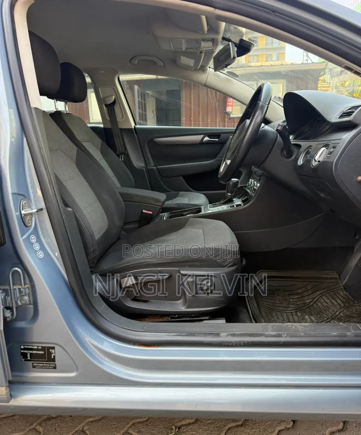 Volkswagen Passat 2013 Blue