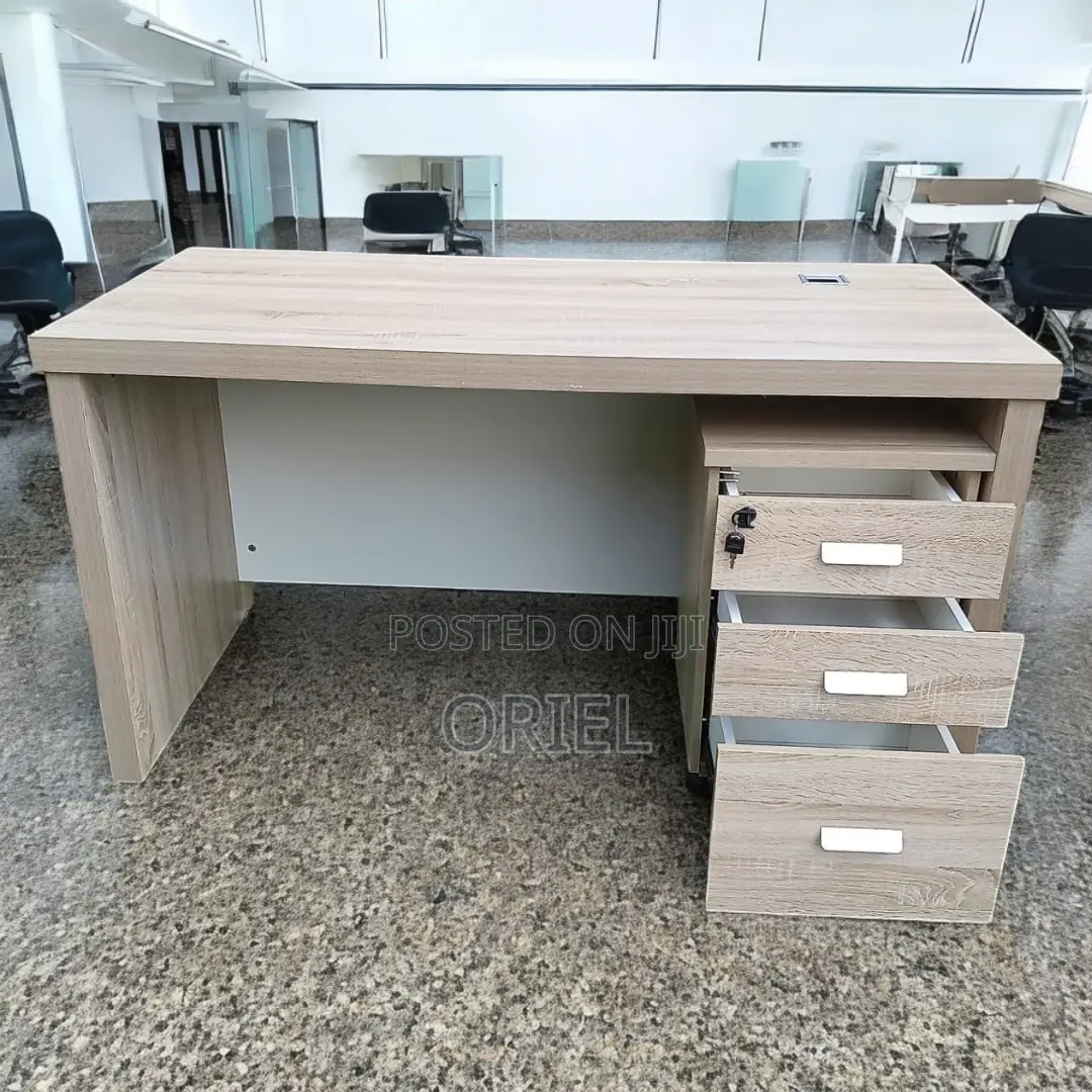 Modern Office Desk : Modern Gray Executive Desk
