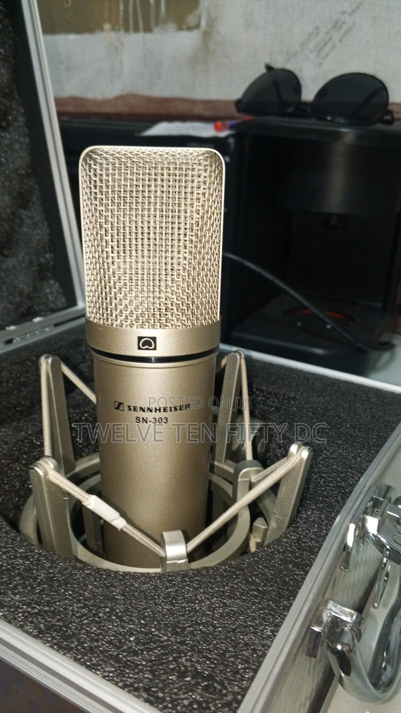 Condenser Microphone
