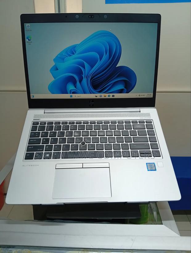 Laptop HP EliteBook 840 G5 8GB Intel Core i7 SSD 256GB - thumbnail 3