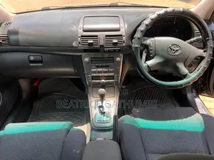 Toyota Avensis 2005 Black