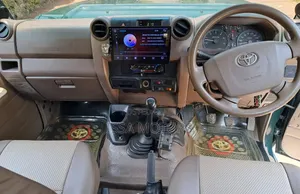 Toyota Land Cruiser 2014 Teal