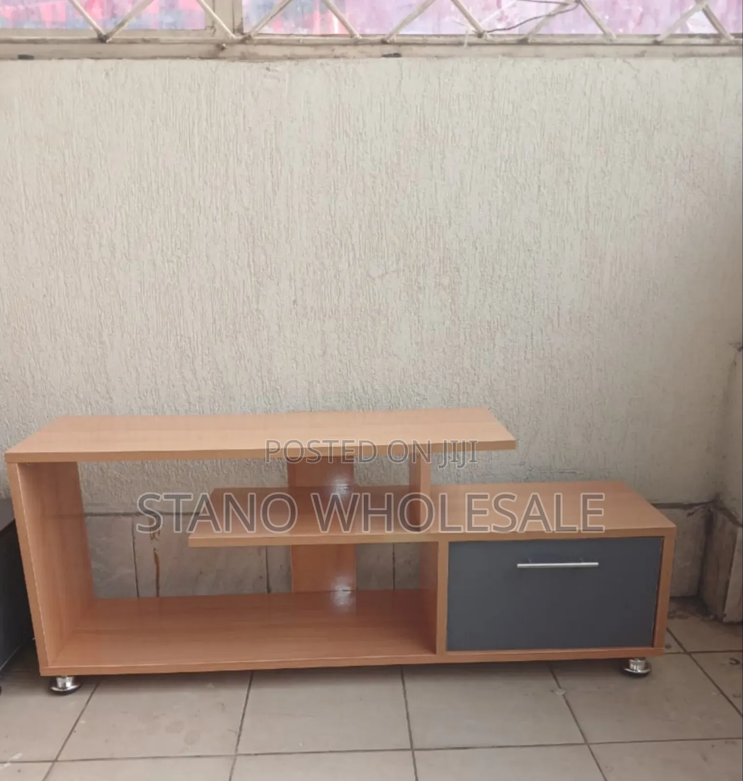 4ft TV Stand