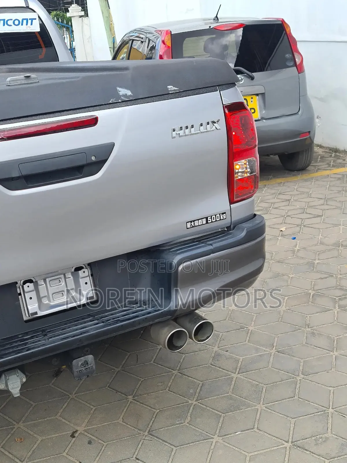Toyota Hilux 2019 Gray