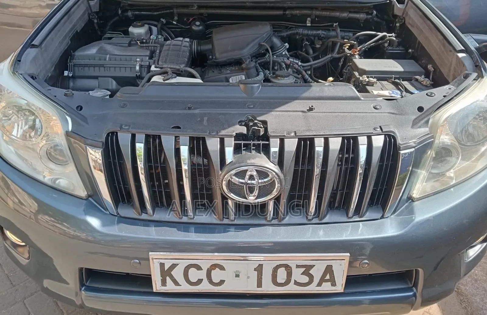 Toyota Land Cruiser Prado 2011