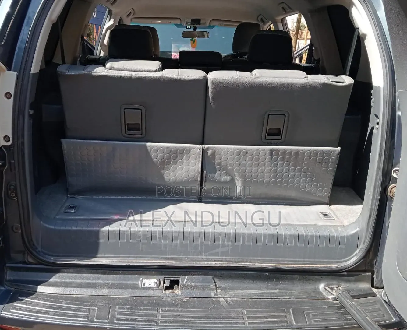 Toyota Land Cruiser Prado 2011