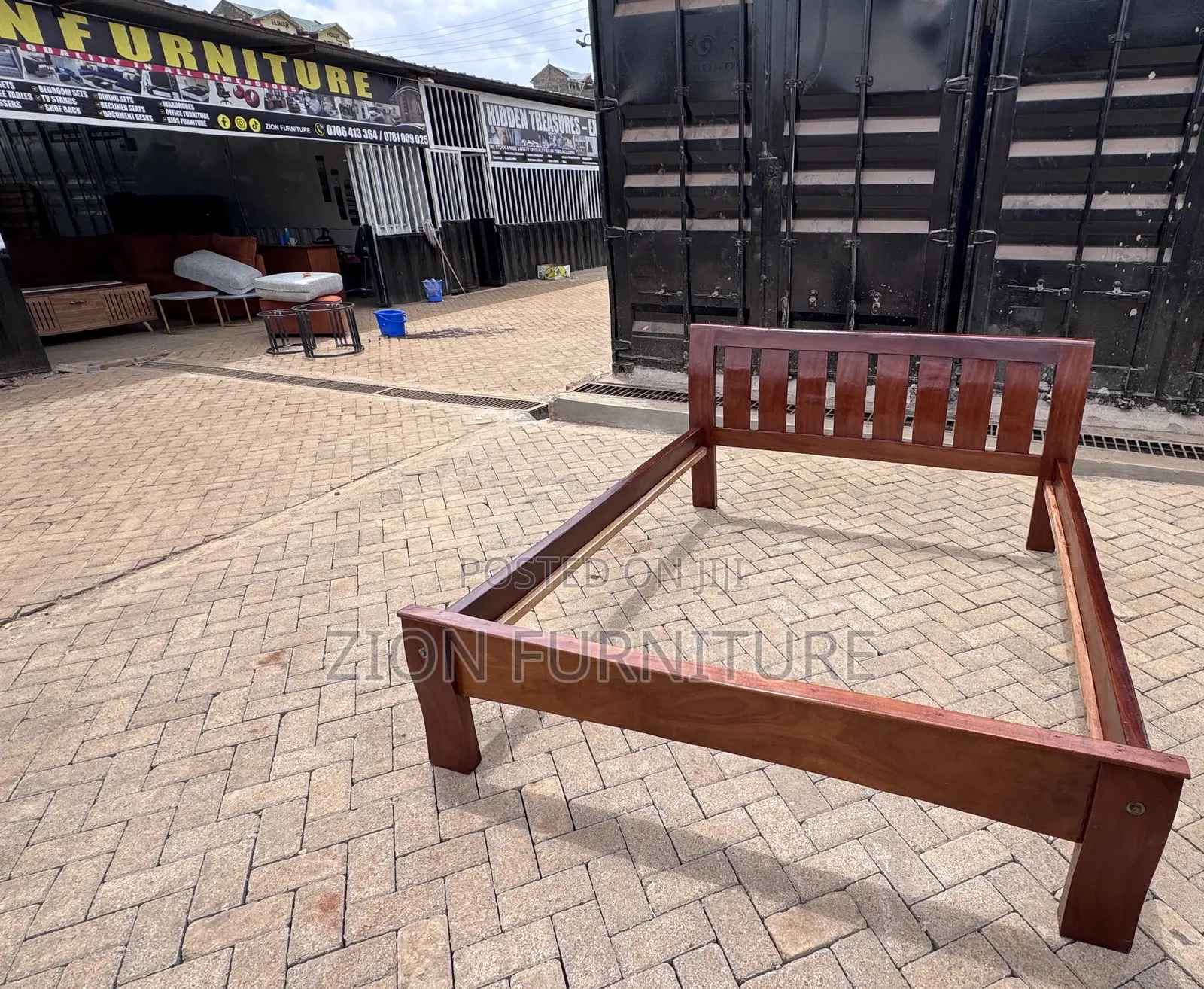 Modern Mahogany Bed 5 by 6