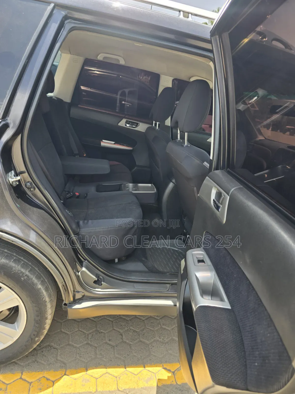Subaru Forester 2010 Black