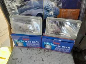 Isuzu 3.3 NKR,3.6 NPR,Mitsubishi FH215/canter 4d31,4d32 Front/Headlamp