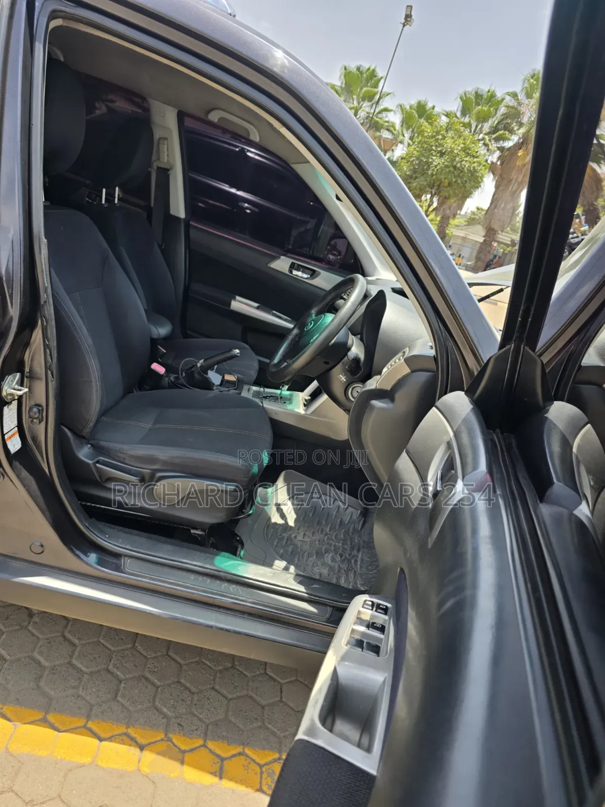 Subaru Forester 2010 Black