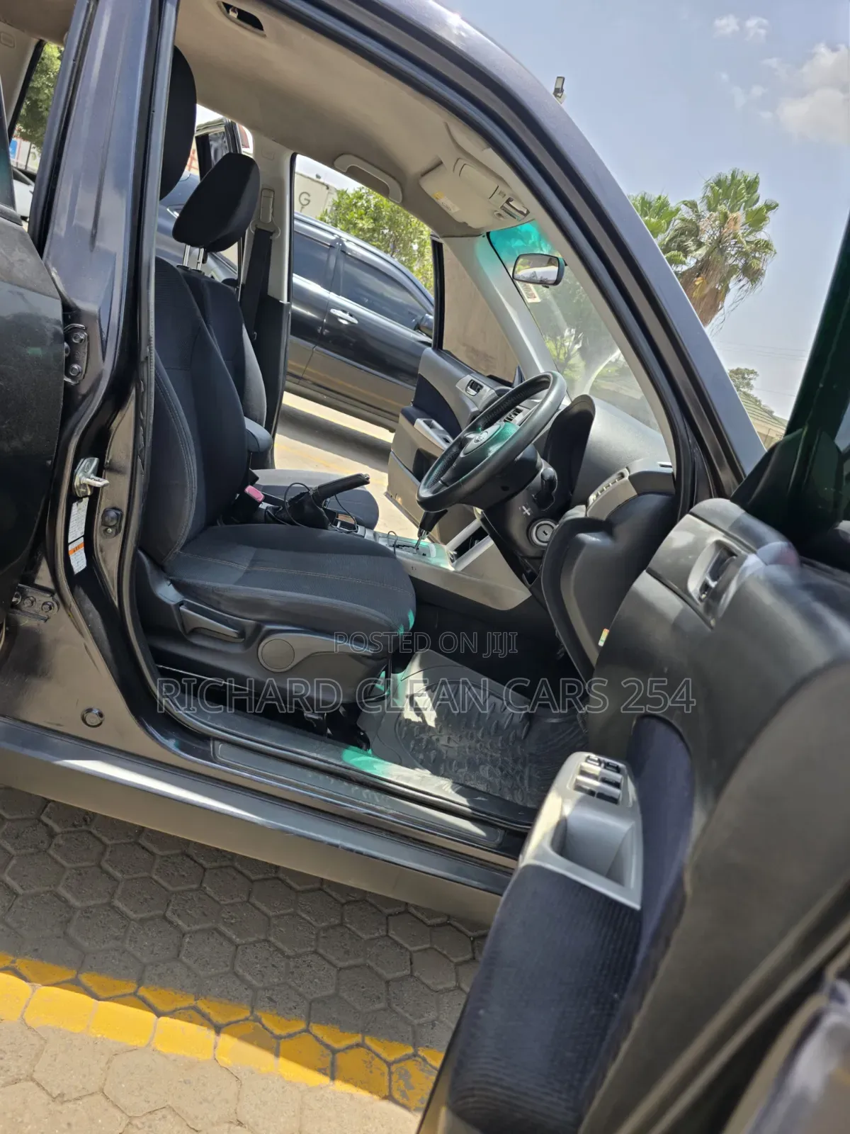 Subaru Forester 2010 Black
