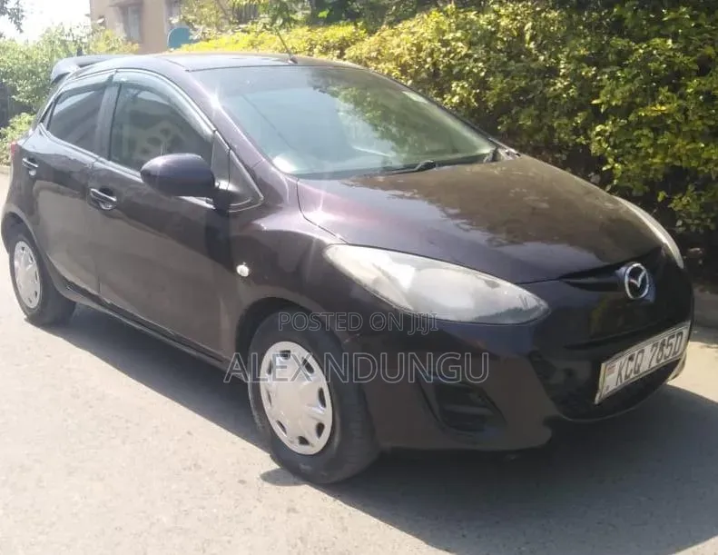 Mazda Demio 2011