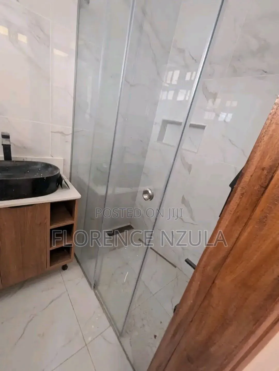 5bdrm Villa in Kerarapon Rise for sale