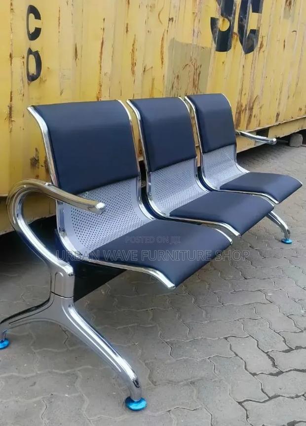 Visitors Link Chairs
