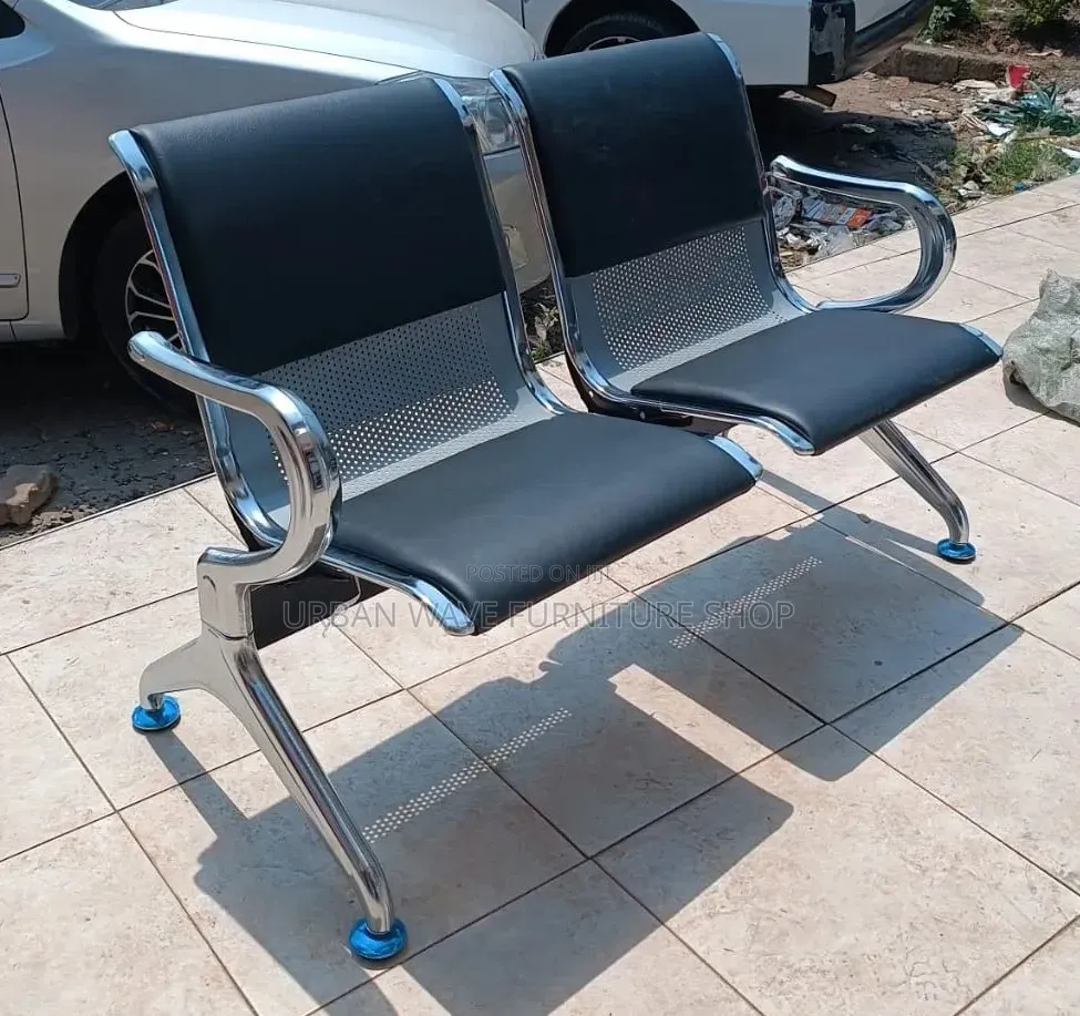 Visitors Link Chairs