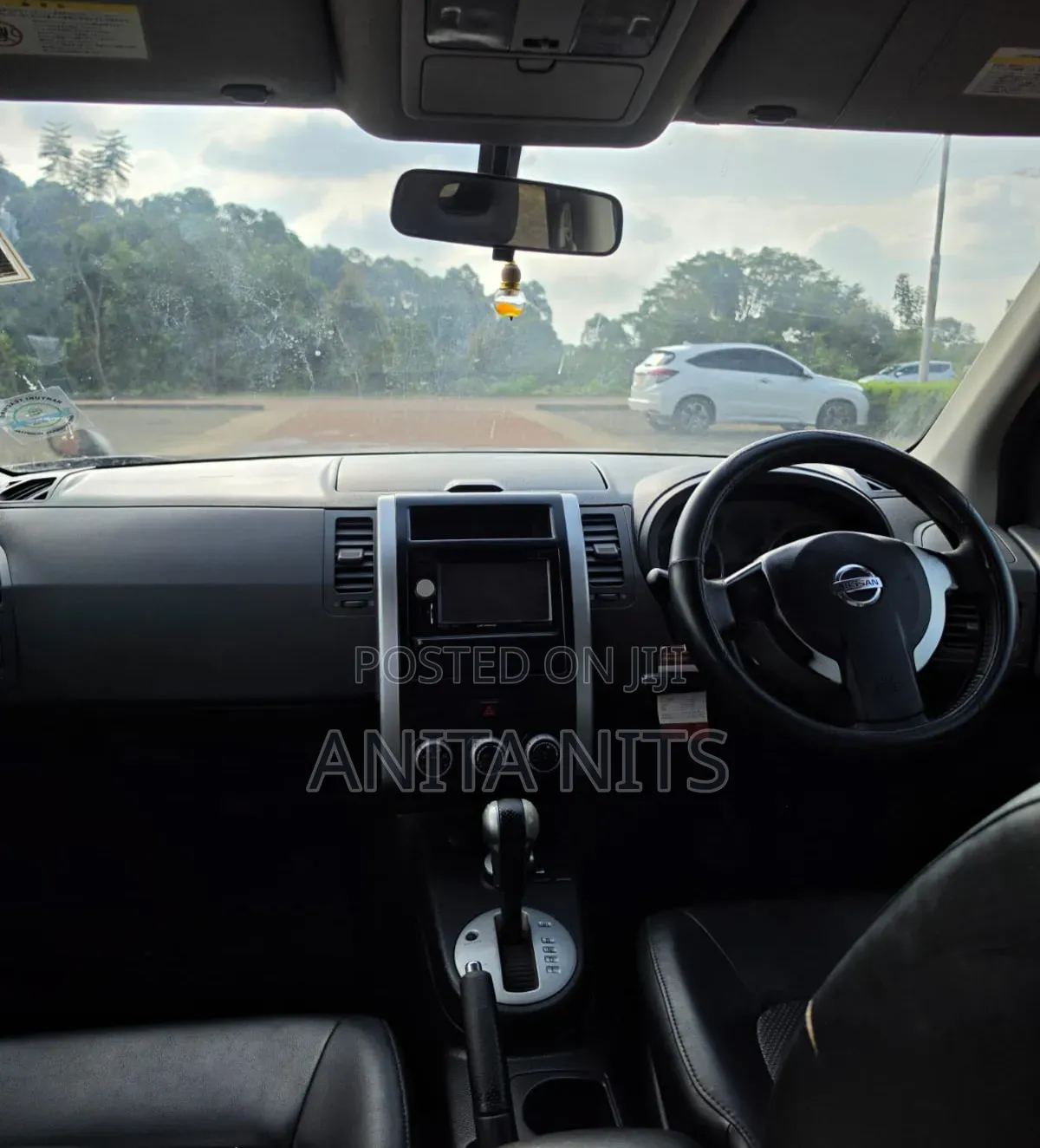 Nissan X-Trail 2.0 Petrol XE 2010 Black