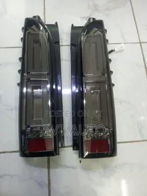 Hiace 9l/7l Aftermarket Taillights