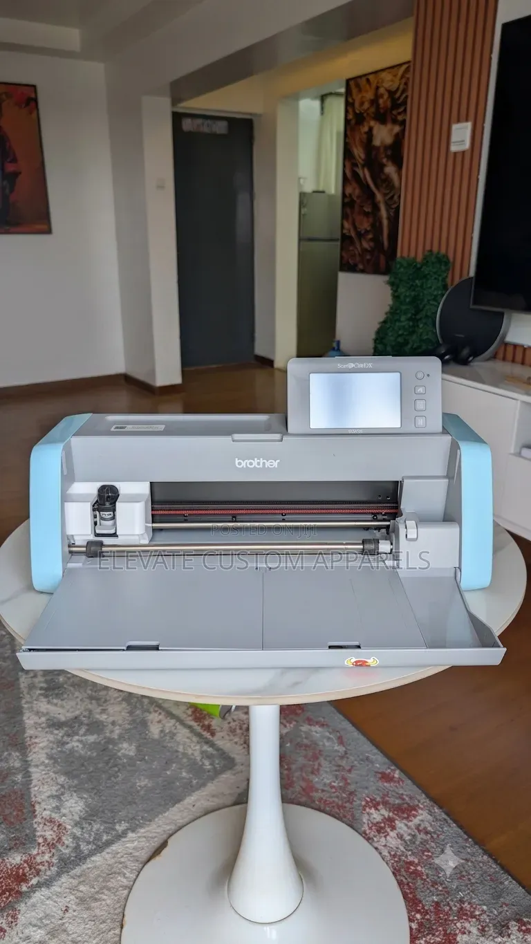 Brother ScanNCut DX SDX125 Cutting Machine With Built-in Scanner