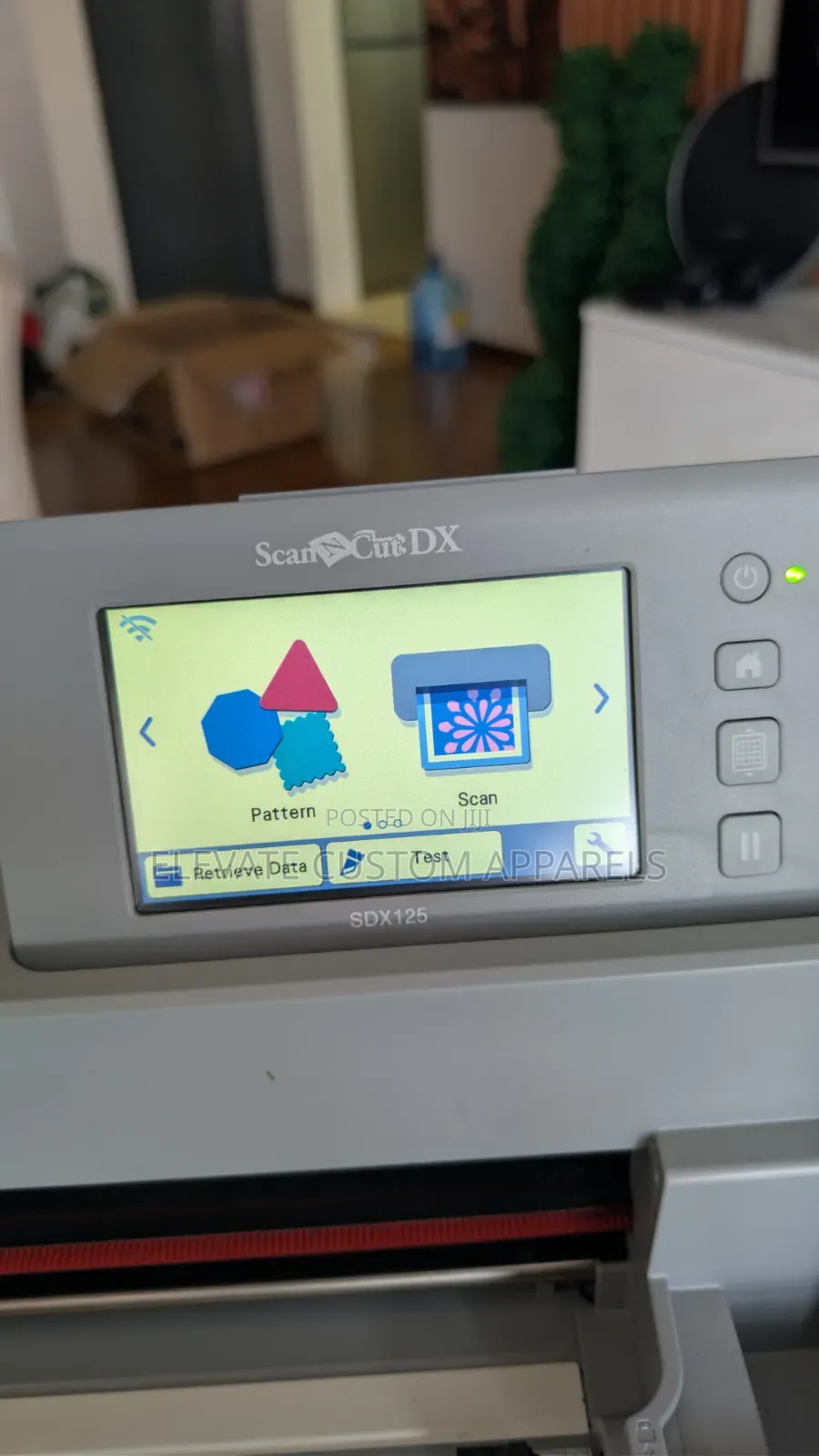 Brother ScanNCut DX SDX125 Cutting Machine With Built-in Scanner