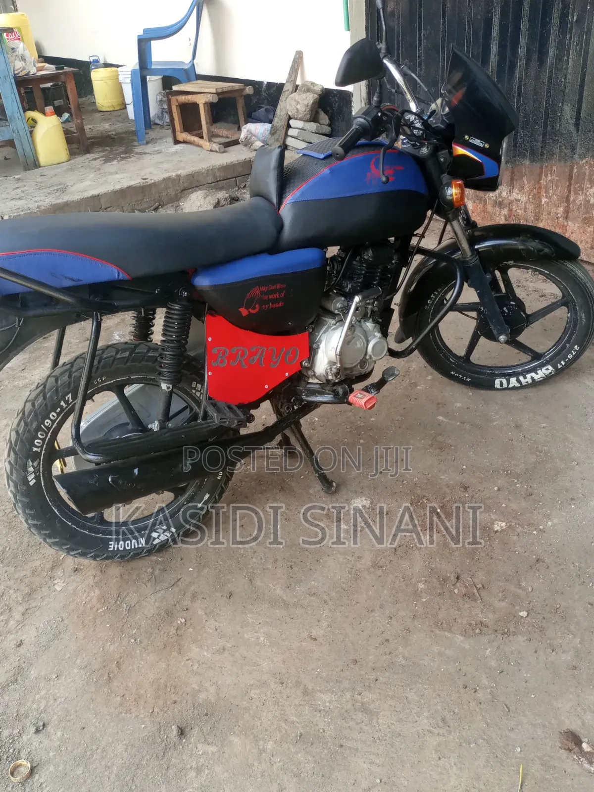 Bajaj Boxer 125 2023 Red