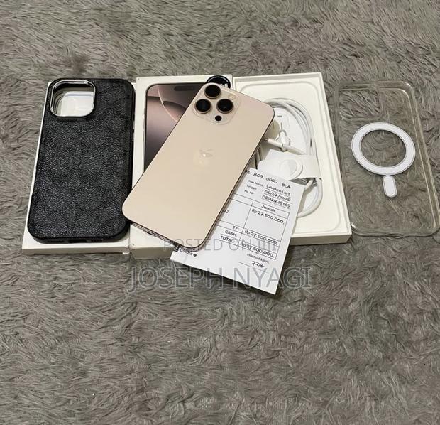 Apple iPhone 16 Pro Max 512 GB Gold