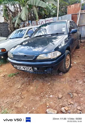Toyota Carina 1998 Blue