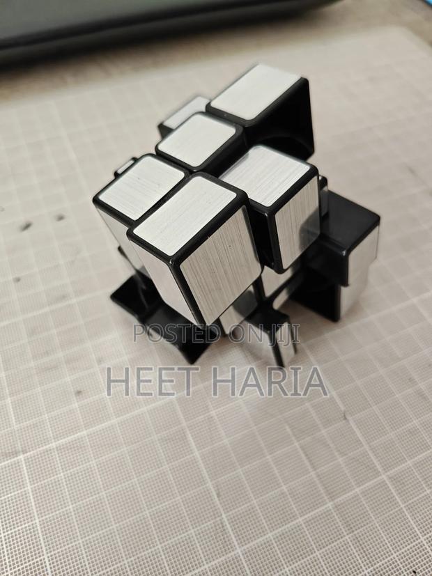 Mirror Cube - thumbnail 3