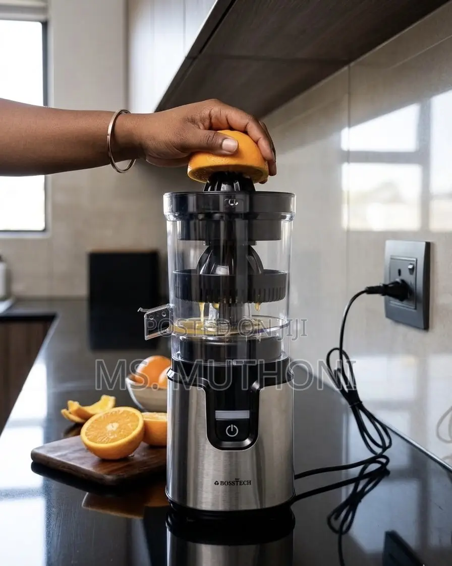 Hands-Free Automatic Citrus Squeezer / Juice Extractor