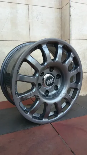 Rim 17x8.0j Offset Hilax.