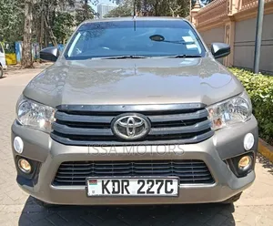Toyota Hilux 2018 Gray