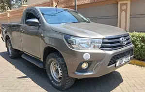 Toyota Hilux 2018 Gray